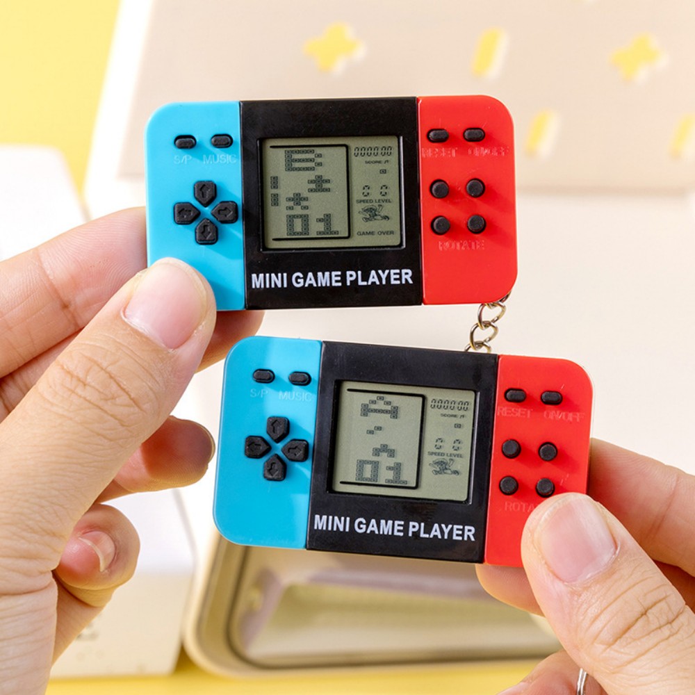 Retro Gaming Device Handheld - クラシックテトリスハンドヘルドゲームコンソールキーホルダーレトロポータブルノスタルジックなパズルおもちゃ男性と女性向け